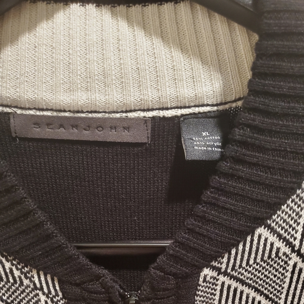 Sean John Sweater - Picture 3 of 3